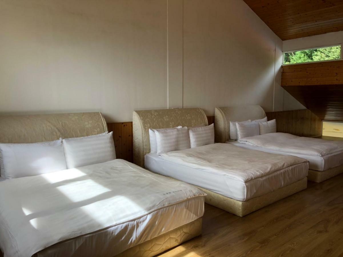 Ferienwohnung Cingjing Brilliant Twins Of Seattle Renai Exterior foto